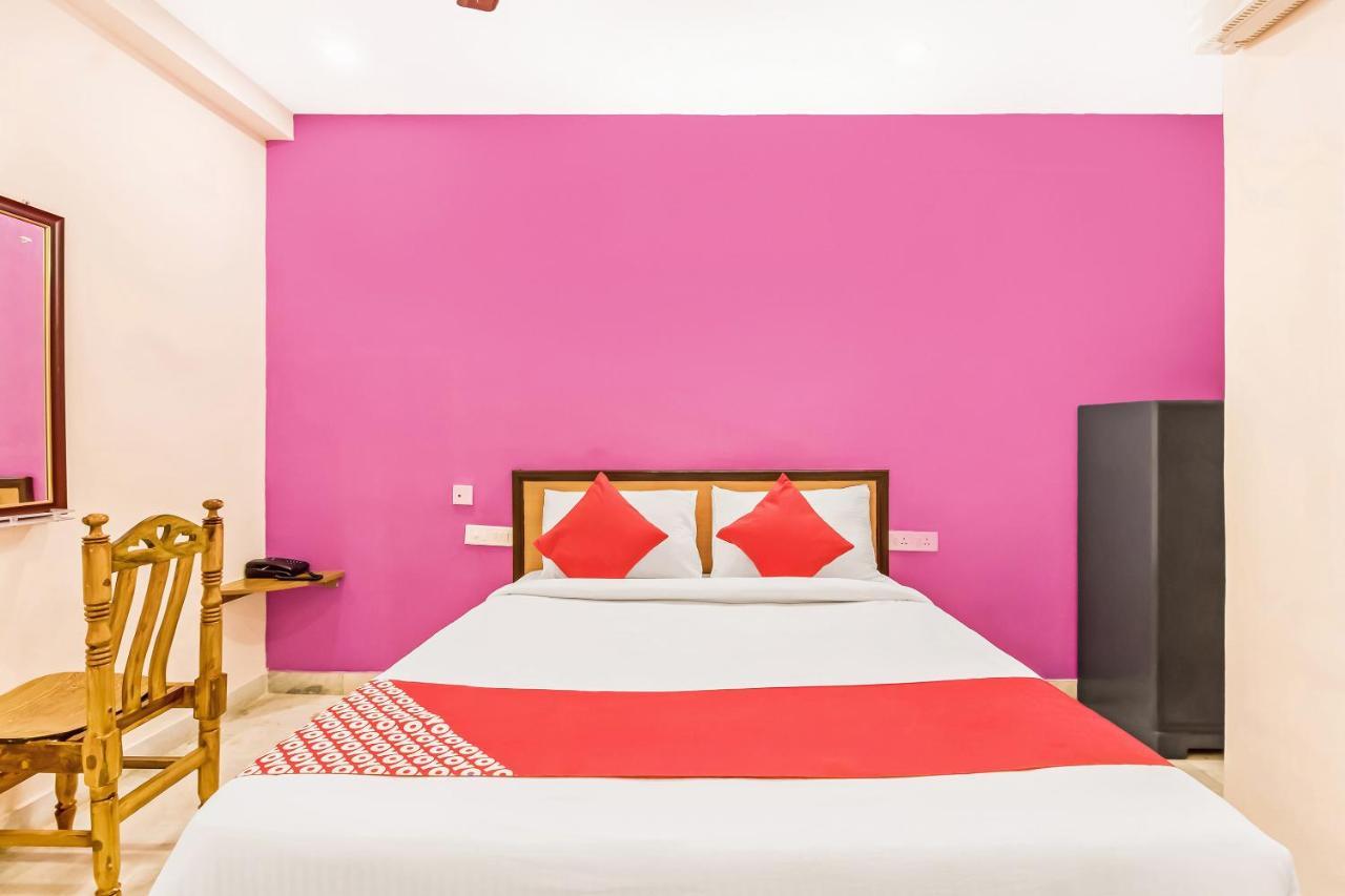 טירופאטי Flagship 76022 Jayalakshmi Service Apartment מראה חיצוני תמונה