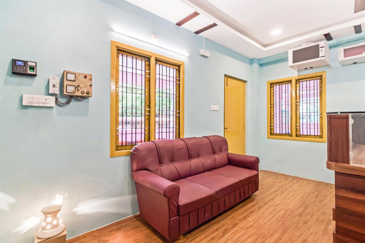 טירופאטי Flagship 76022 Jayalakshmi Service Apartment מראה חיצוני תמונה